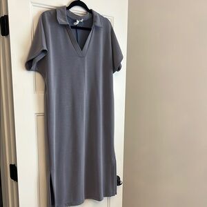 Cable& gauge Gray V-Neck Short Sleeve Dress